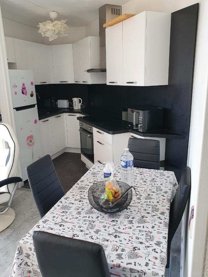 Superbe Appartement Plage Saint-Laurent Du Var Bagian luar foto